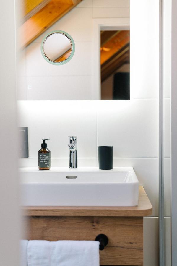 Moderne 2 Zi.-Fewo Blackforestart Naehe Freiburg Simonswald Esterno foto