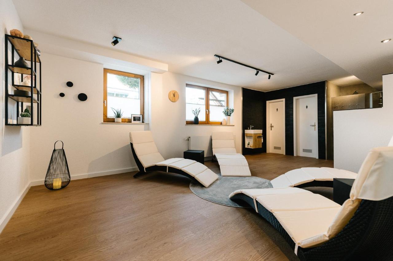 Moderne 2 Zi.-Fewo Blackforestart Naehe Freiburg Simonswald Esterno foto